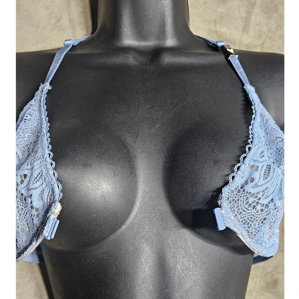 Victoria's‎ Secret Very Sexy Light Blue Lace Racerback Front Close Bra 32D